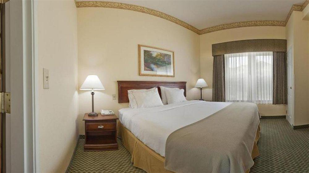 Holiday Inn Express Hotel & Suites St. Louis West-O'Fallon By Ihg Oda fotoğraf