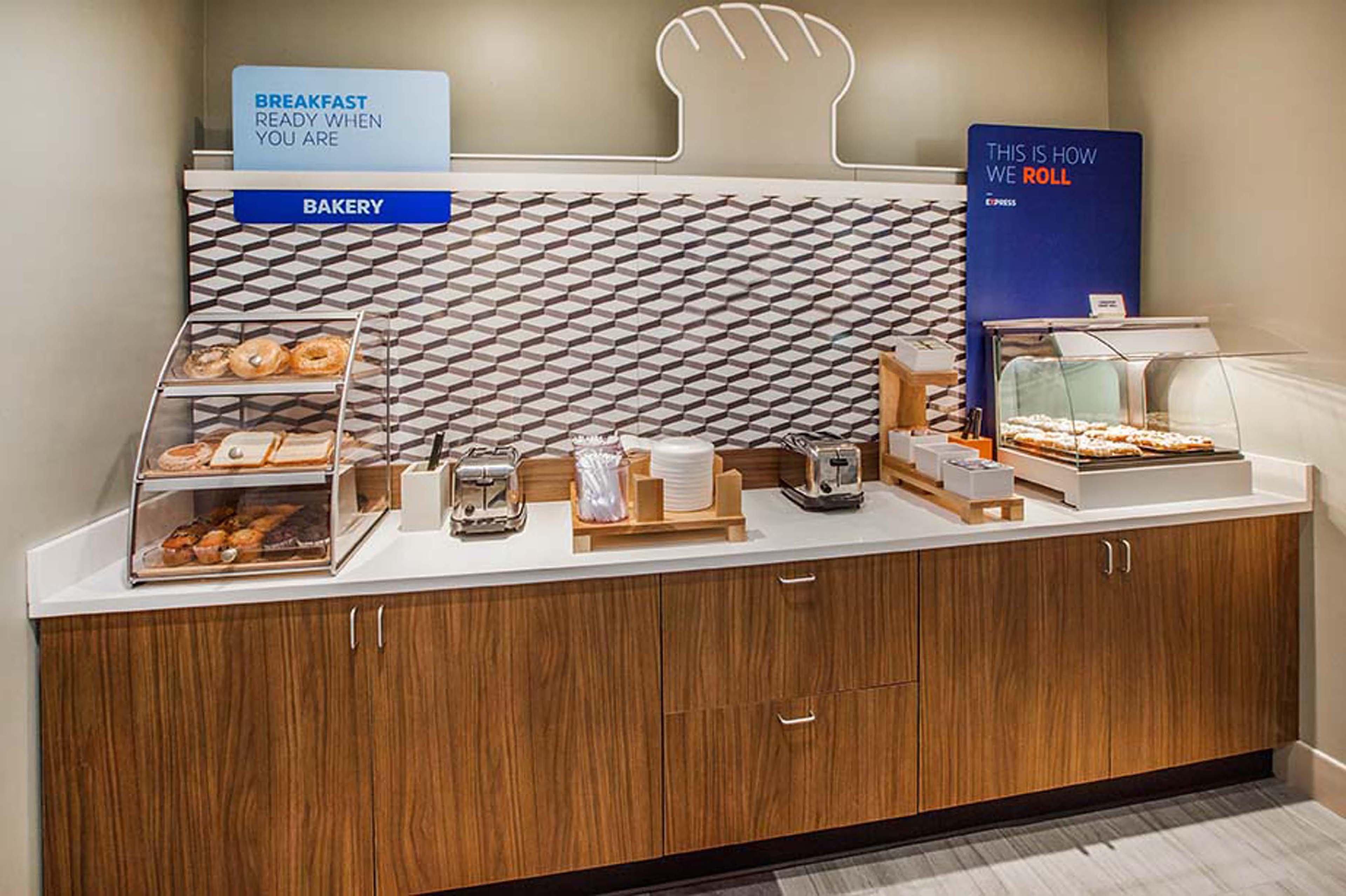 Holiday Inn Express Hotel & Suites St. Louis West-O'Fallon By Ihg Dış mekan fotoğraf